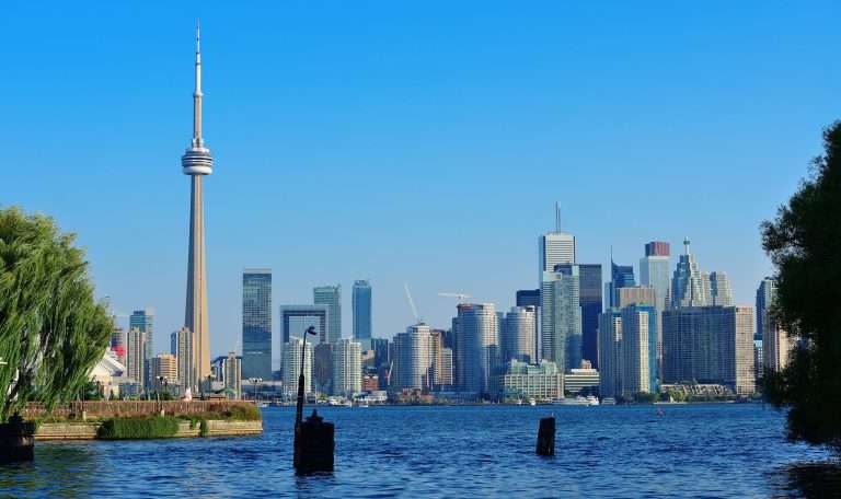 Roof repair, Roofing contractors, Roof replacement, Roofing companies, Metal roofing, Roof leak repair, Asphalt shingles, Flat roof repair, Roofing materials, Roof inspection, Toronto roofing companies, Roof repair Toronto, Toronto roofing contractors, Best roofers in Toronto, Emergency roof repair Toronto, Flat roof repair Toronto, Metal roofing Toronto, Residential roofing Toronto, Commercial roofing Toronto, Roof replacement Toronto,